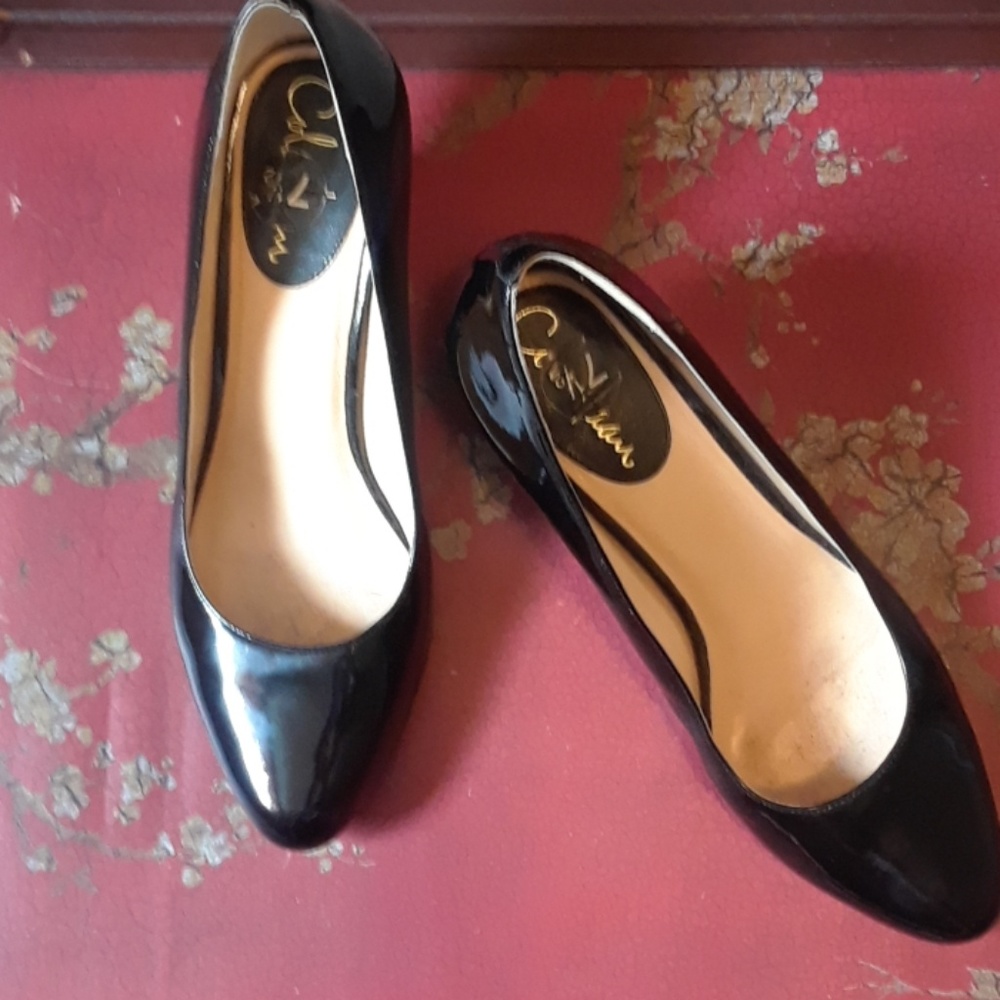 Designer Patent Leather Pumps gently used😍